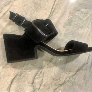 NWOT suede chunky block heel shoes w/buckle-BARGAIN!